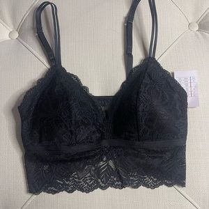 Lightly lined long line bra let size small color black adjustable straps